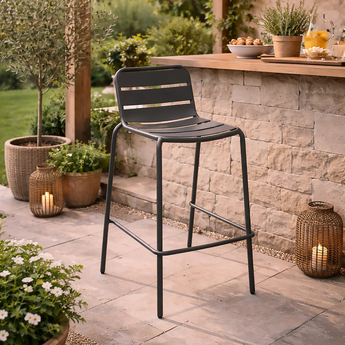 SGABELLO DA ESTERNO PHUKET IN ACCIAIO GRAFITE