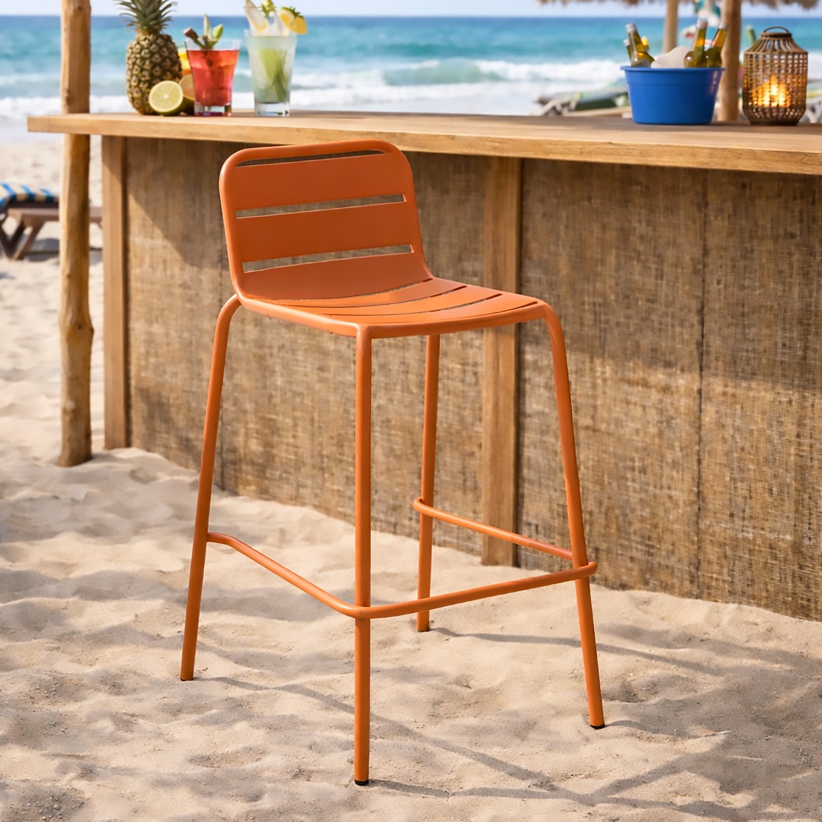 SGABELLO DA ESTERNO PHUKET IN ACCIAIO AMBRA 