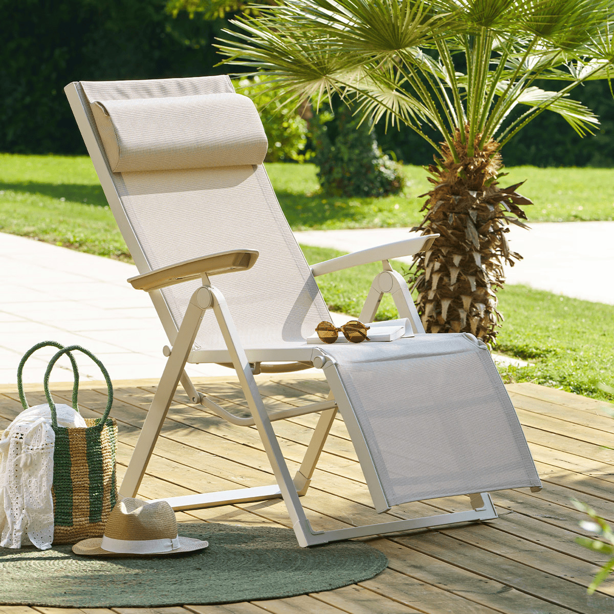 POLTRONA SDRAIO PIEGHEVOLE DA ESTERNO DECIMA ARGILLA E TEXTILENE LINO 