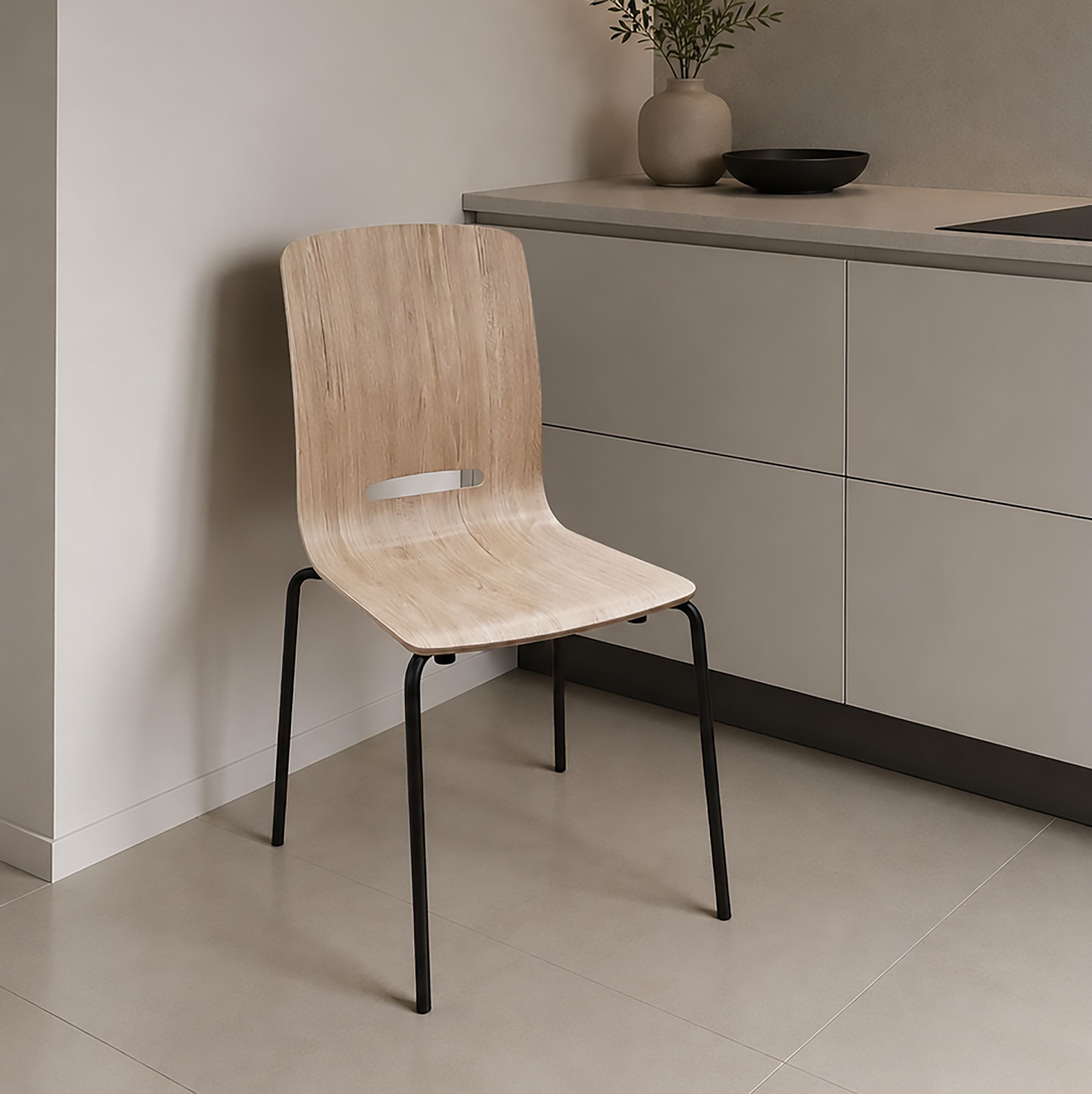 SEDIA MOD. FLORA IN METALLO NERO E ROVERE CADIZ