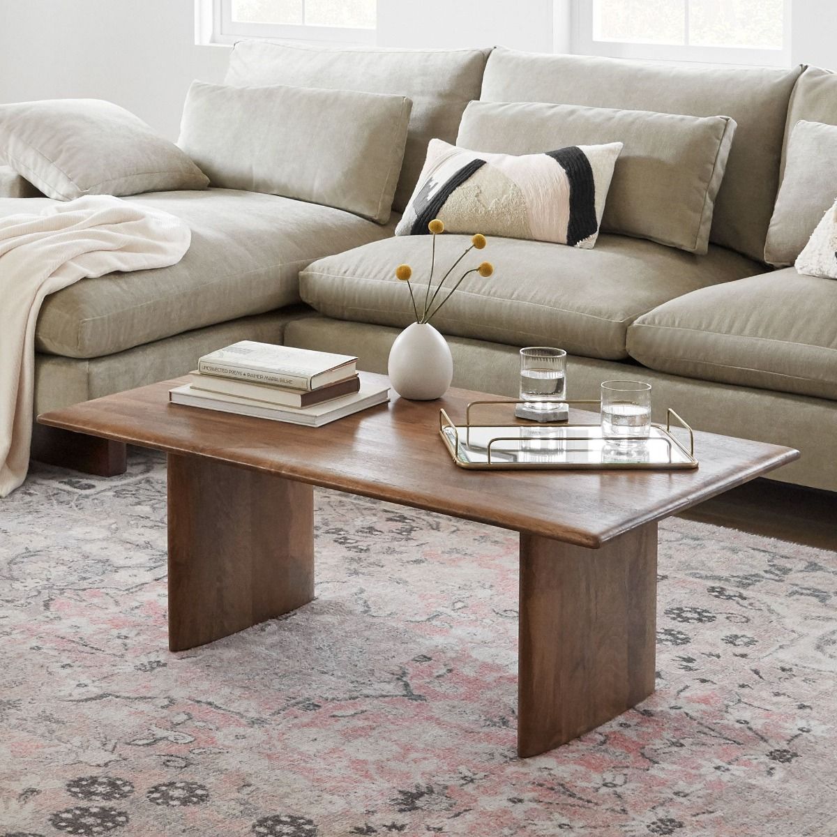 TAVOLINO MOD. SON CM 110X60 H. 40 IN LEGNO DI MANGO FINITURA NOCE