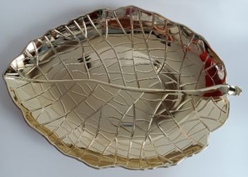 SVUOTATASCHE IN PLASTICA ORO A FORMA DI FOGLIA 39X27 H. 4.5CM 