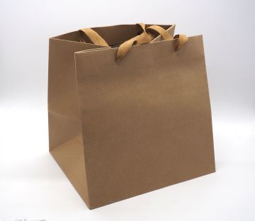BORSA CARTA RECICLATA QUADRATA H 30X30X25CM C/MANICO JUTA