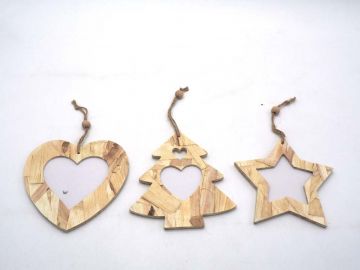 CORNICETTA SOGG. NATALE LEGNO DECOUPAGE DA APPEND. 12.5/21CM