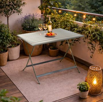 TAVOLO DA ESTERNO CM 110X70 IN METALLO TORTORA