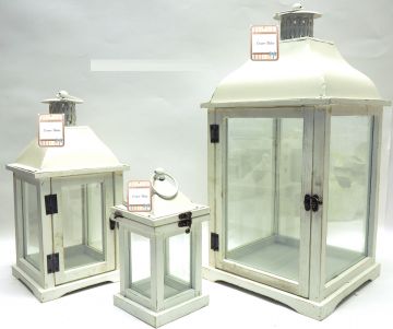 LANTERNA LEGNO/METALLO BIANCA/SBIANCATA 53X26X26CM