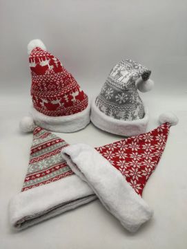 CAPPELLO BABBO NATALE CON JAQUARD NATALIZIO - DISEGNI ASSORTITI