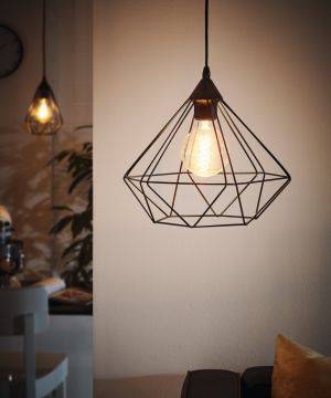 LAMPADARIO TARBES NERO 32.5X110CM - 1XE27 60W