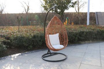 SEDIA APPESA RATTAN MARRONE CON CUSCINI 1 SEDIA APPESA RATTAN MARRONE CON CUSCINI 1