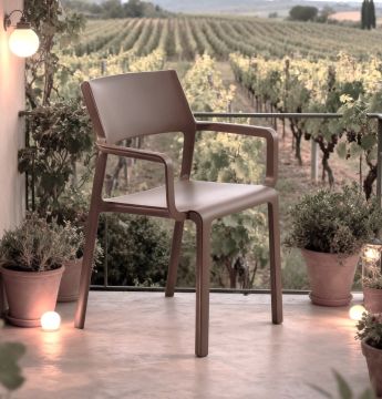 NARDI OUTDOOR - SEDIA MOD. TRILL ARMCHAIR TABACCO