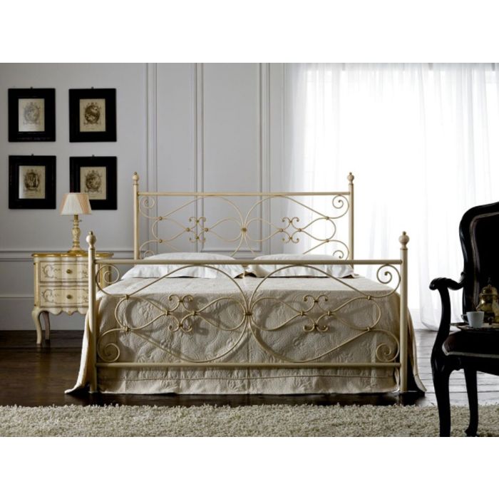 LETTO* MATRIM MOD.ANNALISA AVORIO ANTIQUARIATO CM 170X210 H130 LETTO* MATRIM MOD.ANNALISA AVORIO ANTIQUARIATO CM 170X210 H130