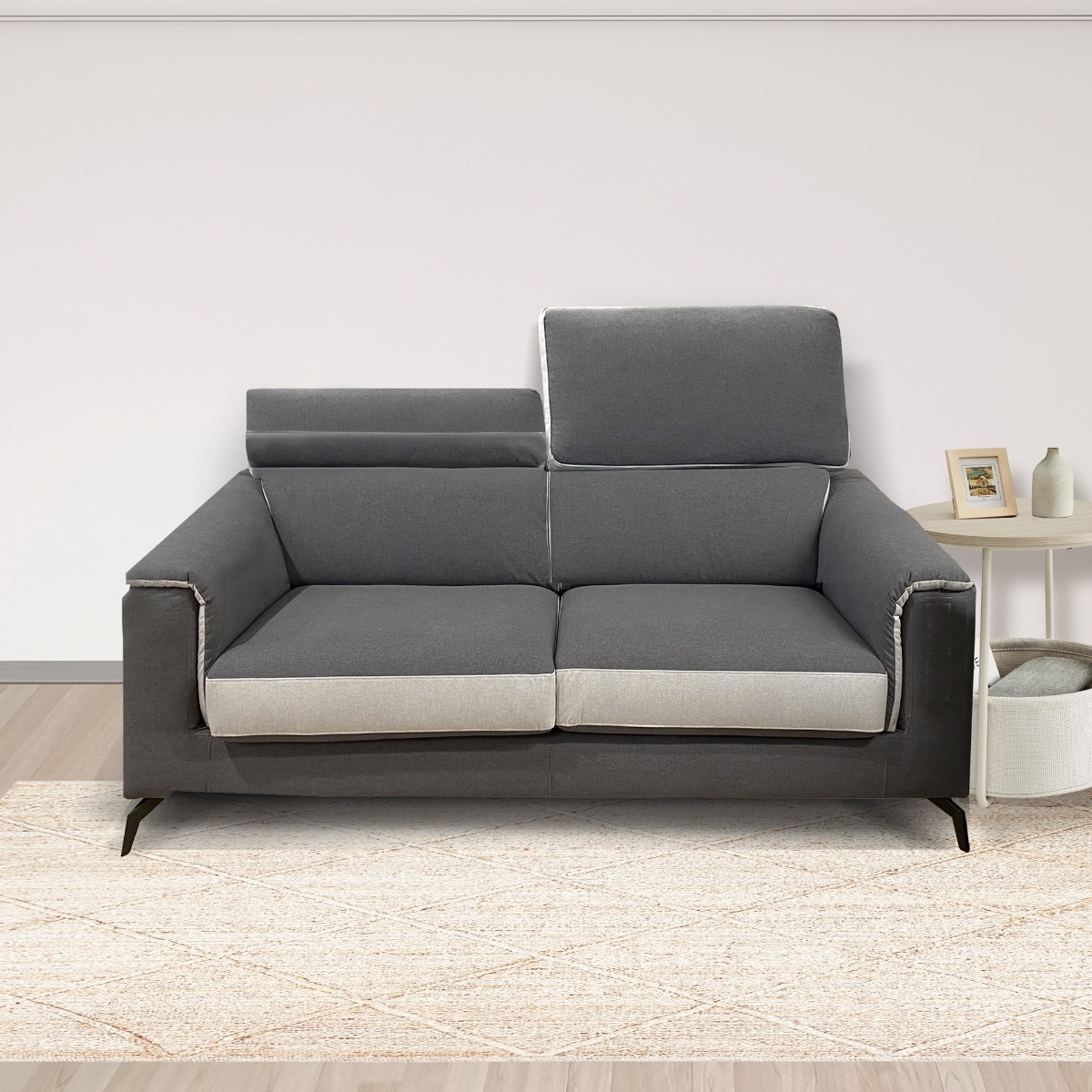 DIVANO 2 POSTI MOD. GWEN IN TESSUTO GRIGIO E SILVER